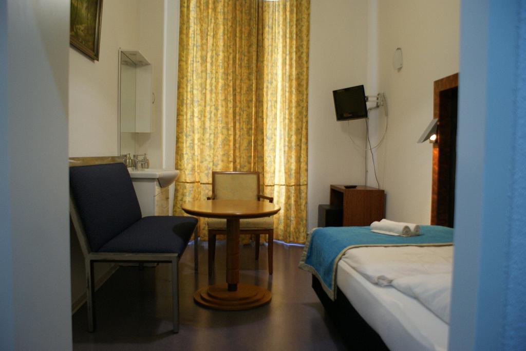 Hotel Garni Aaberna Berlin Værelse billede