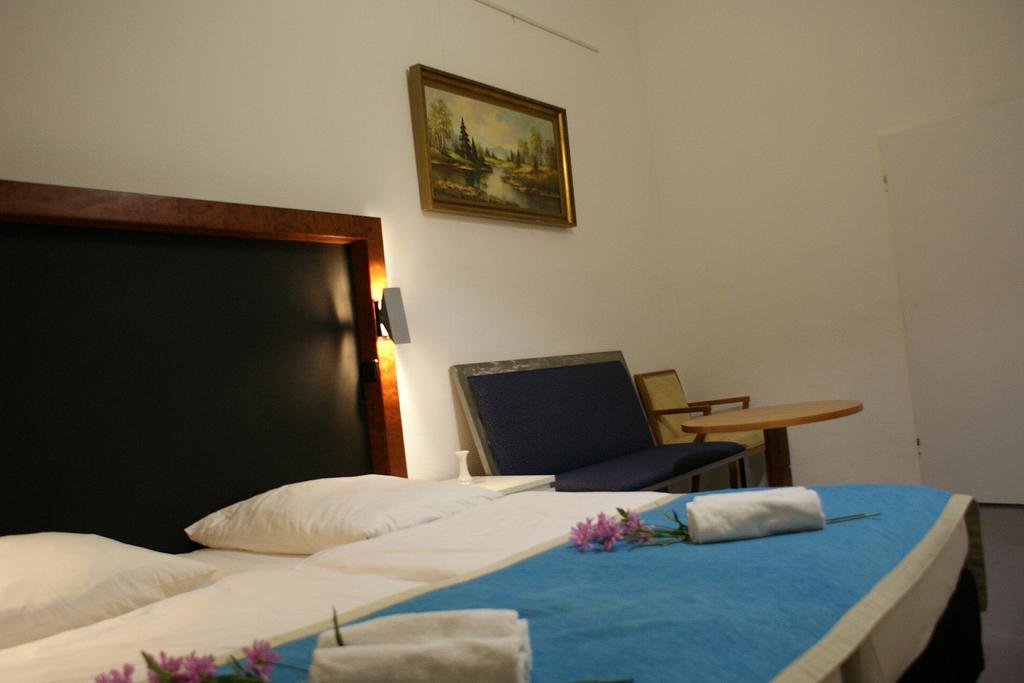 Hotel Garni Aaberna Berlin Værelse billede